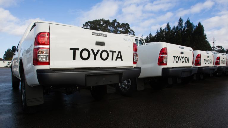 Toyota secures funding to develop hydrogen gas cell model of Hilux