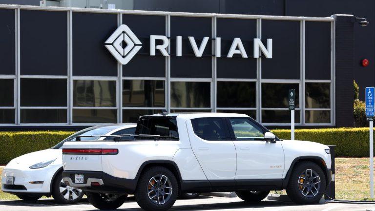 Rivian (RIVN) earnings This fall 2022