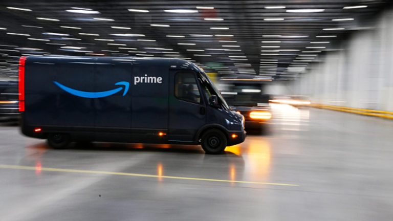 Rivian desires out of Amazon unique settlement for EV supply vans