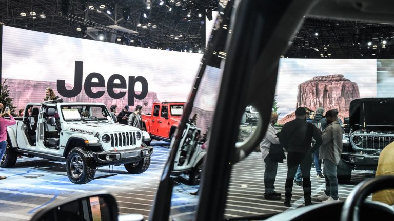 Jeep, Dodge maker Stellantis posts first-quarter income bounce as chip provide eases