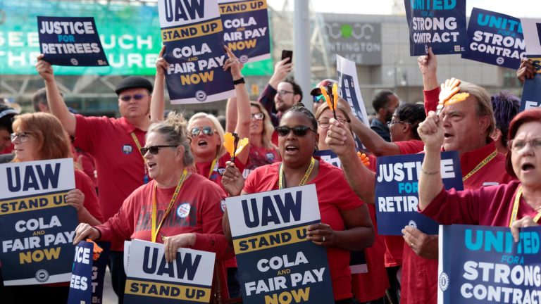 Biden, Trump search blue-collar votes in Michigan