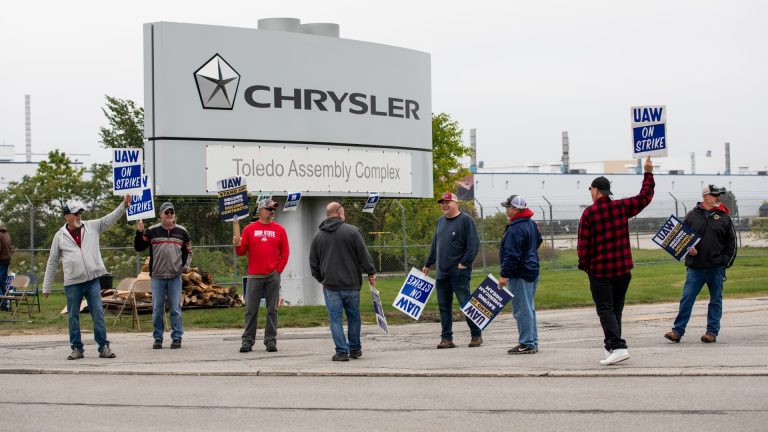 May the UAW strike have an effect on automobile costs? ‘Inevitably sure,’ knowledgeable says