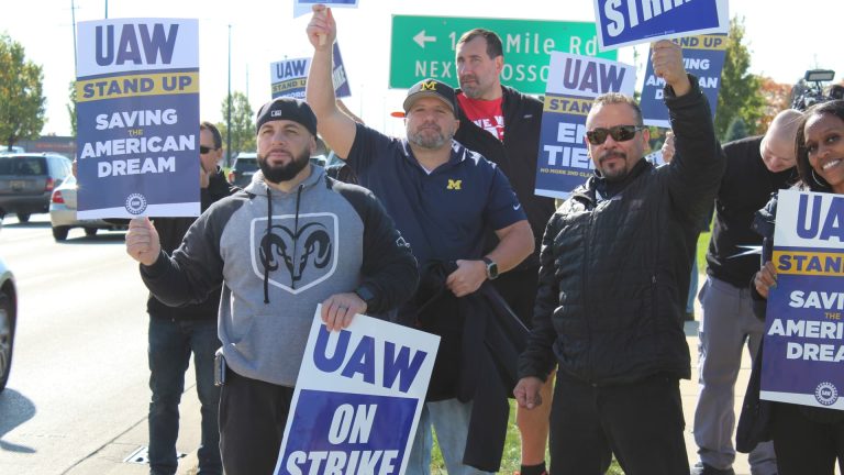Stellantis union strikes value $3.2 billion in income