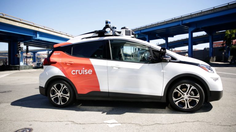 GM’s Cruise recalling 950 robotaxis after pedestrian collision