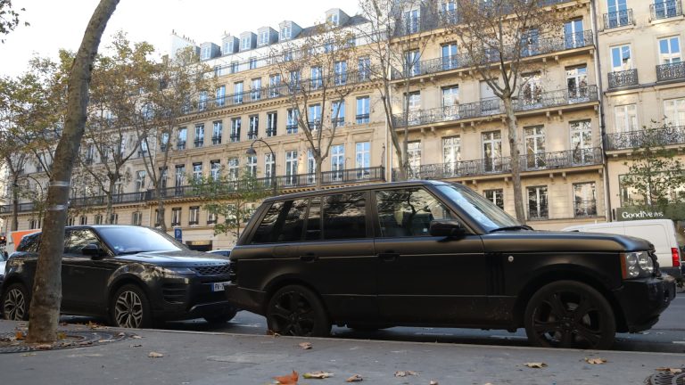Paris has hiked parking expenses on SUVs. Now cities like London are taking observe
