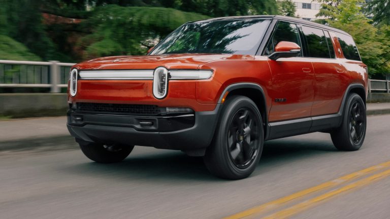 Rivian investor day focuses on price reductions, effectivity features