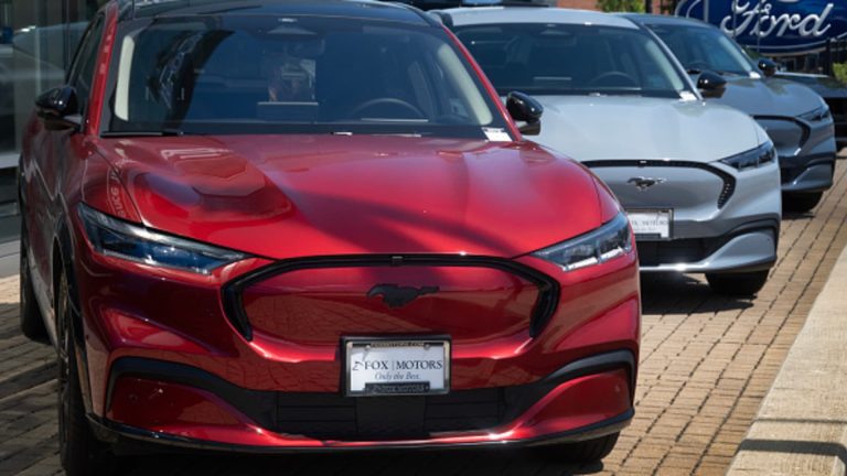 Ford gross sales Q2 2024 edge 1% larger